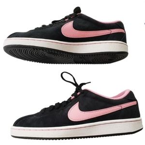 0120 Nike Brutez Plus sneakers.  Black Suede & Pink.New